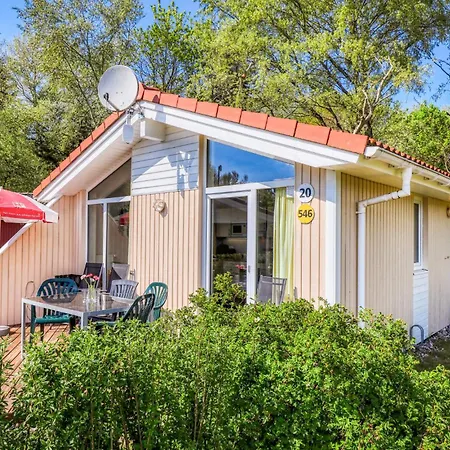 Semesterbostad Freibeuterweg 20 - Dorf 5 *