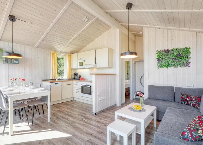 Freibeuterweg 20 - Dorf 5 * Lübeck